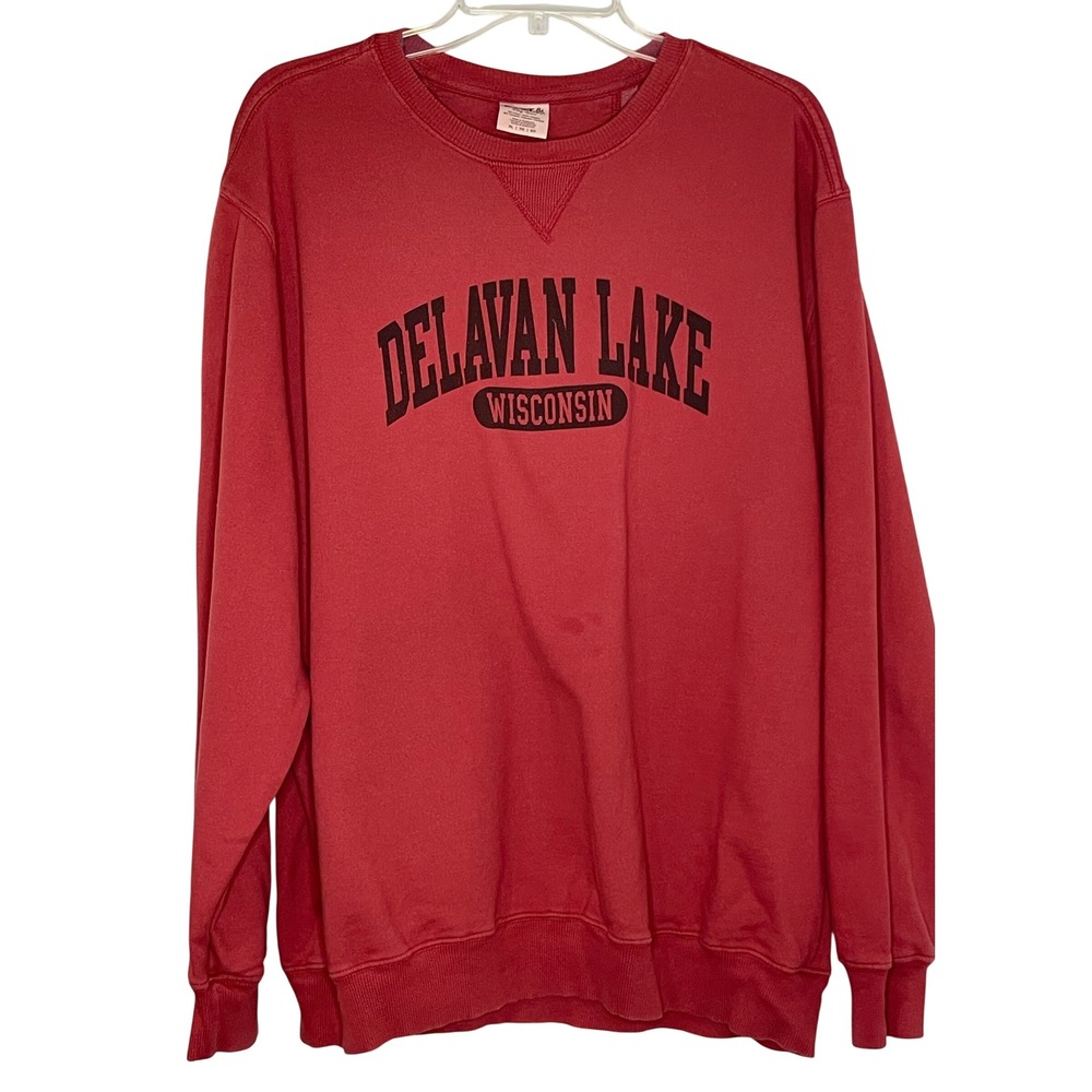Port & Company XL Delavan Lake Wisconsin Red Graphic Sweatshirt Crew Neck